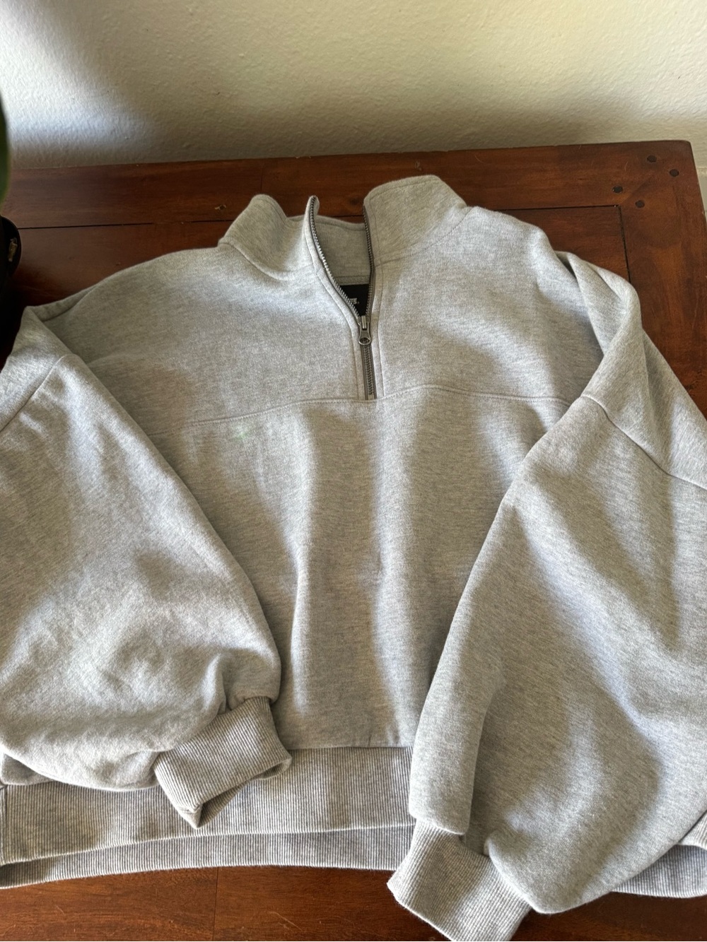 Vans Gray Quarter-Zip Cropped Pullover Sweatshirt Women’s Medium